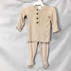 Lou Lou Boys Two Piece Cream Pajama Outfit Size Newborn Like-New Condition